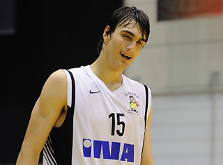 frontsaric01.jpg