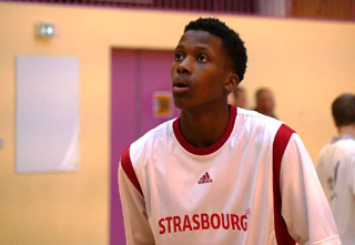 fntilikina01.jpg