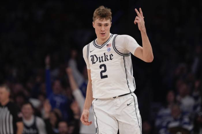 College Hoop’s Maine Man